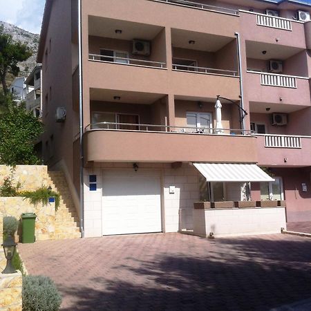 Apartments Nedo Dalmatia Омиш Экстерьер фото