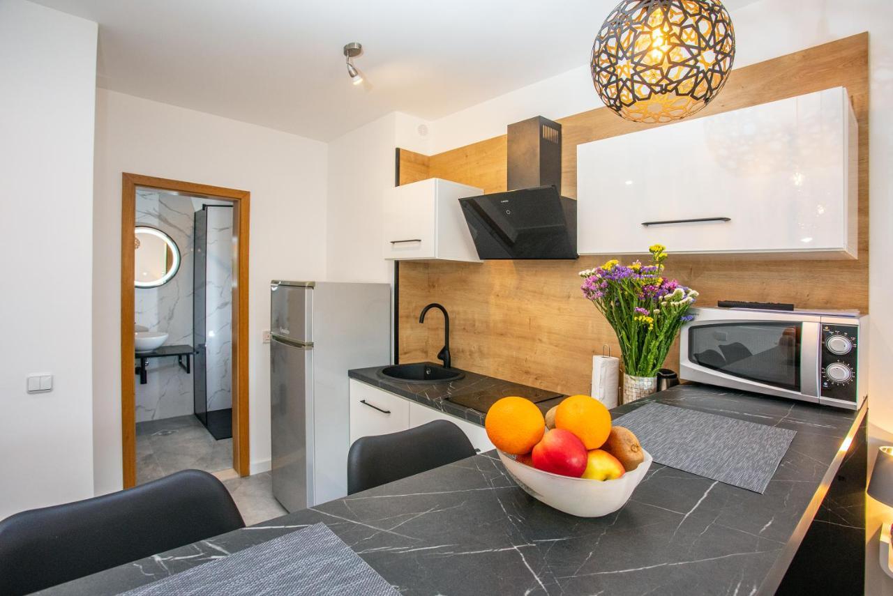 Apartments Nedo Dalmatia Омиш Экстерьер фото