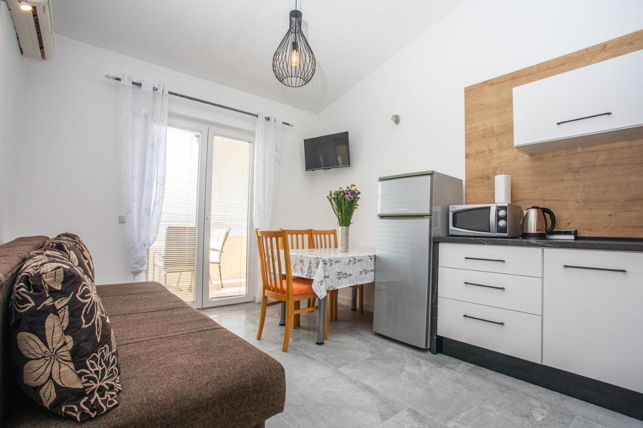 Apartments Nedo Dalmatia Омиш Экстерьер фото